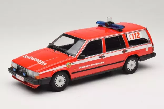 Minichamps Volvo 740gl Break Sw Station Wagon Ambulance 1986 1:18 155171795